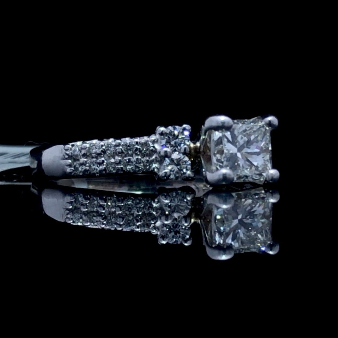 158421 - 1.25 ctw diamond ring