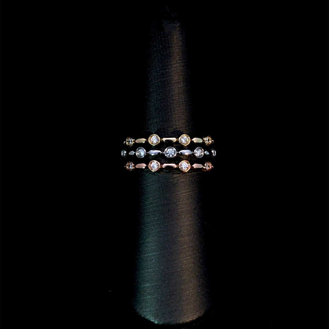 165871 - .21ctw diamond 3-band ring