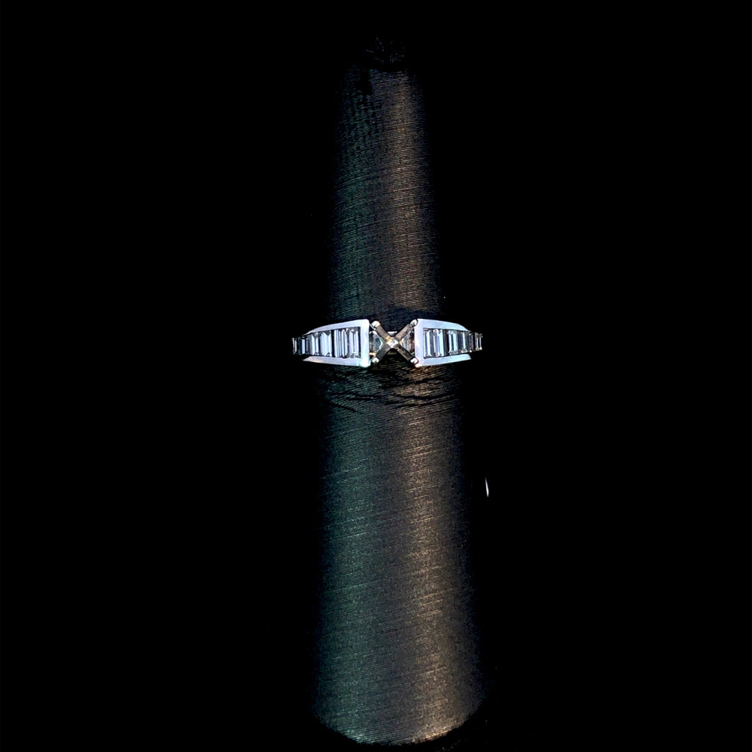 110649 - .59 ctw diamond semi mount