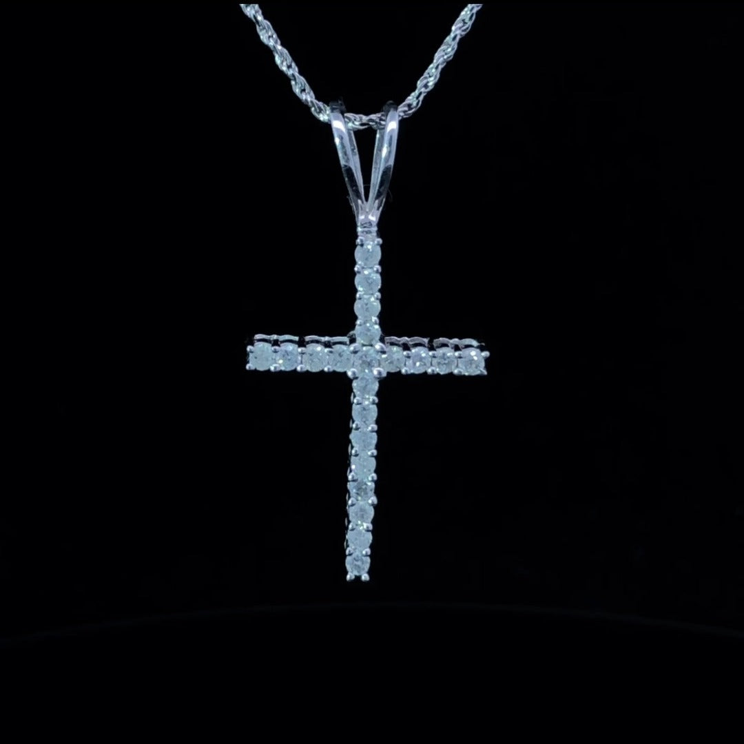 141248 - .46 ctw diamond pendant