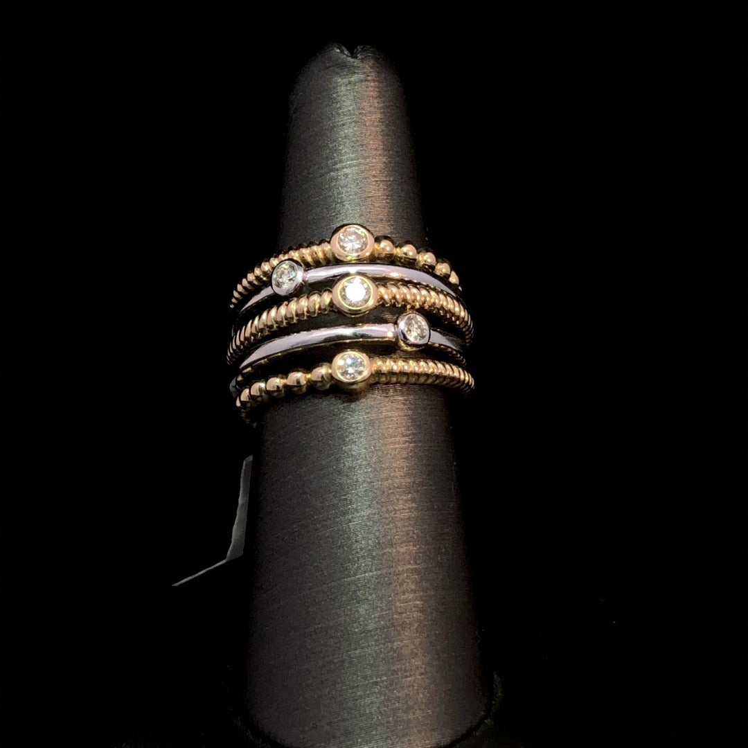 159195 - .32 ctw diamond ring