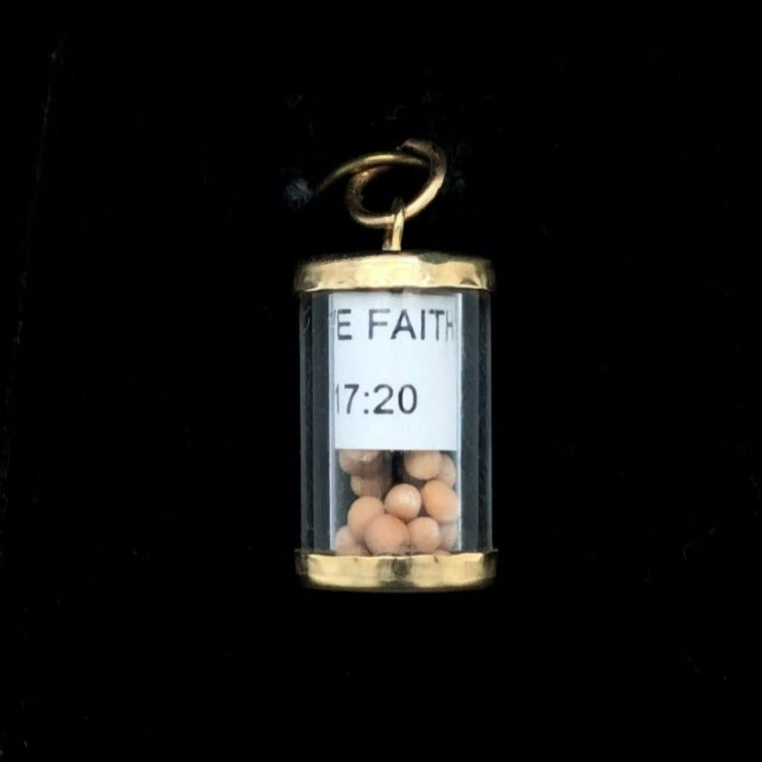 127808 - Gold pendant