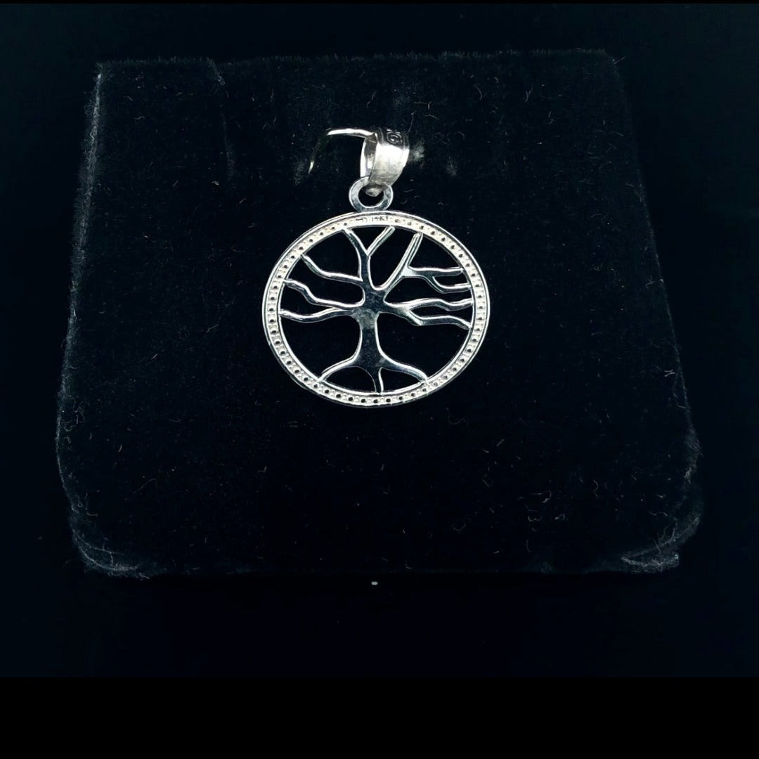 Gold pendant