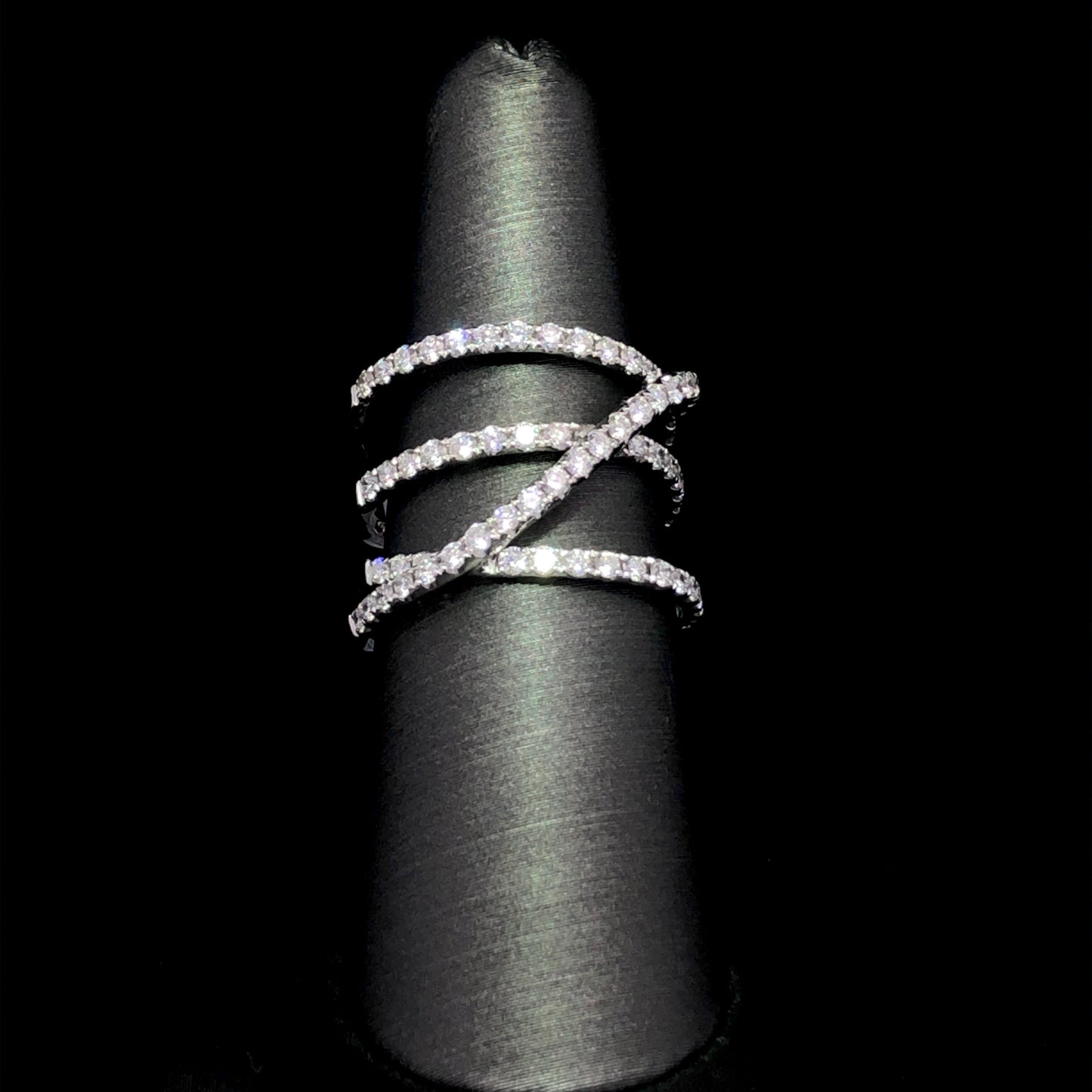 159175 - 1.26 ctw diamond ring