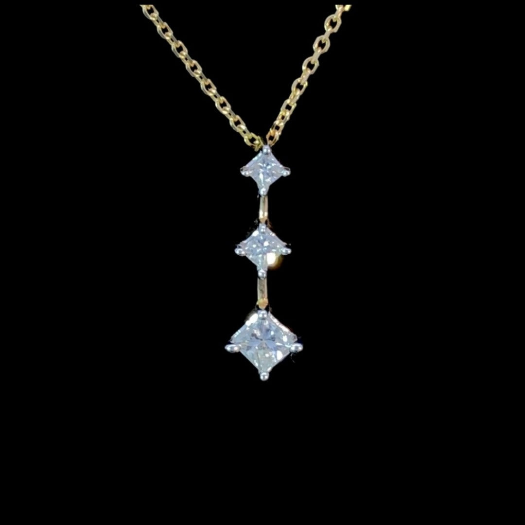 138522 - .50 ctw diamond pendant