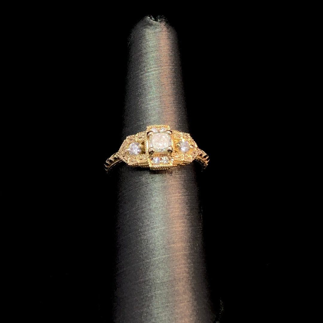 160665 - .88 ctw diamond ring