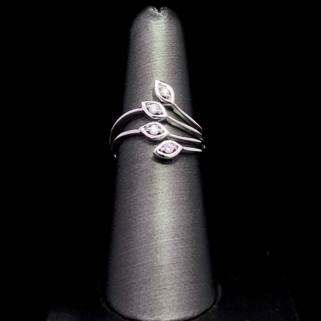 156334 - .13 ctw diamond ring