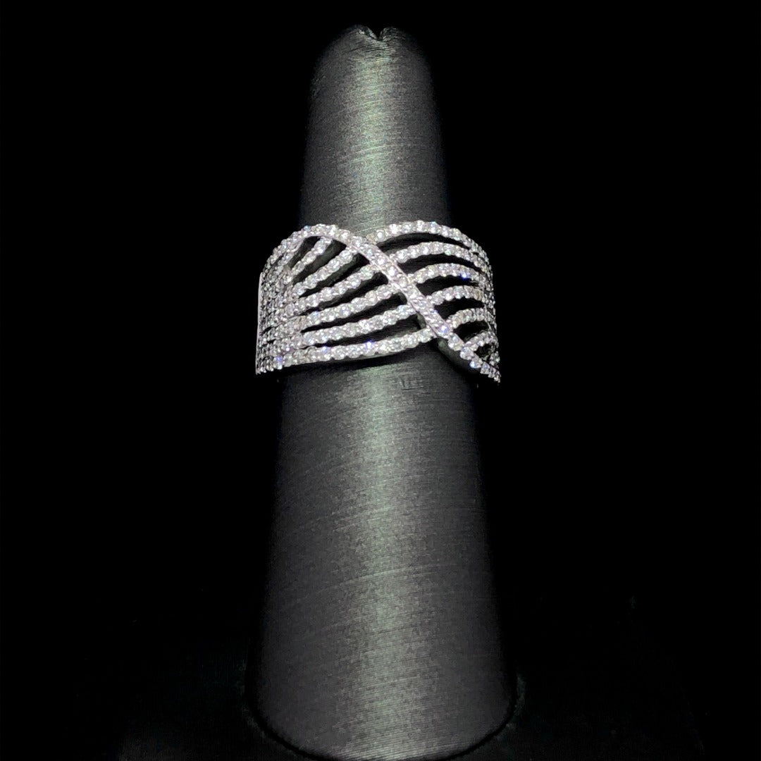 157731 - .95 ctw diamond ring