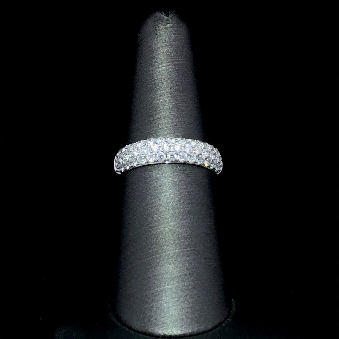 161681 - .90 ctw diamond band