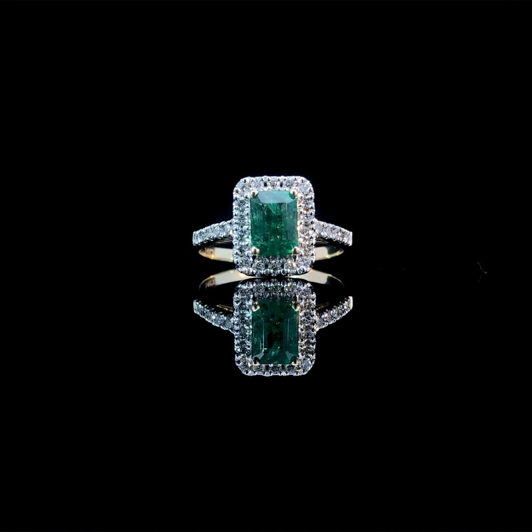164141 - 1.48 ctw emerald and diamond ring