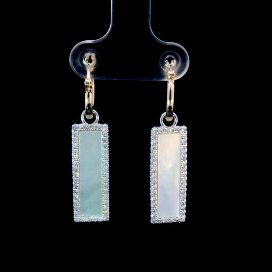165000 - 2.69 ctw Mother of Pearl and diamond earrings