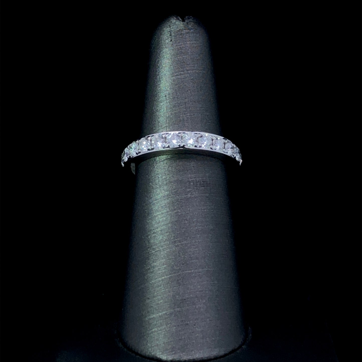 1.23 ctw diamond band