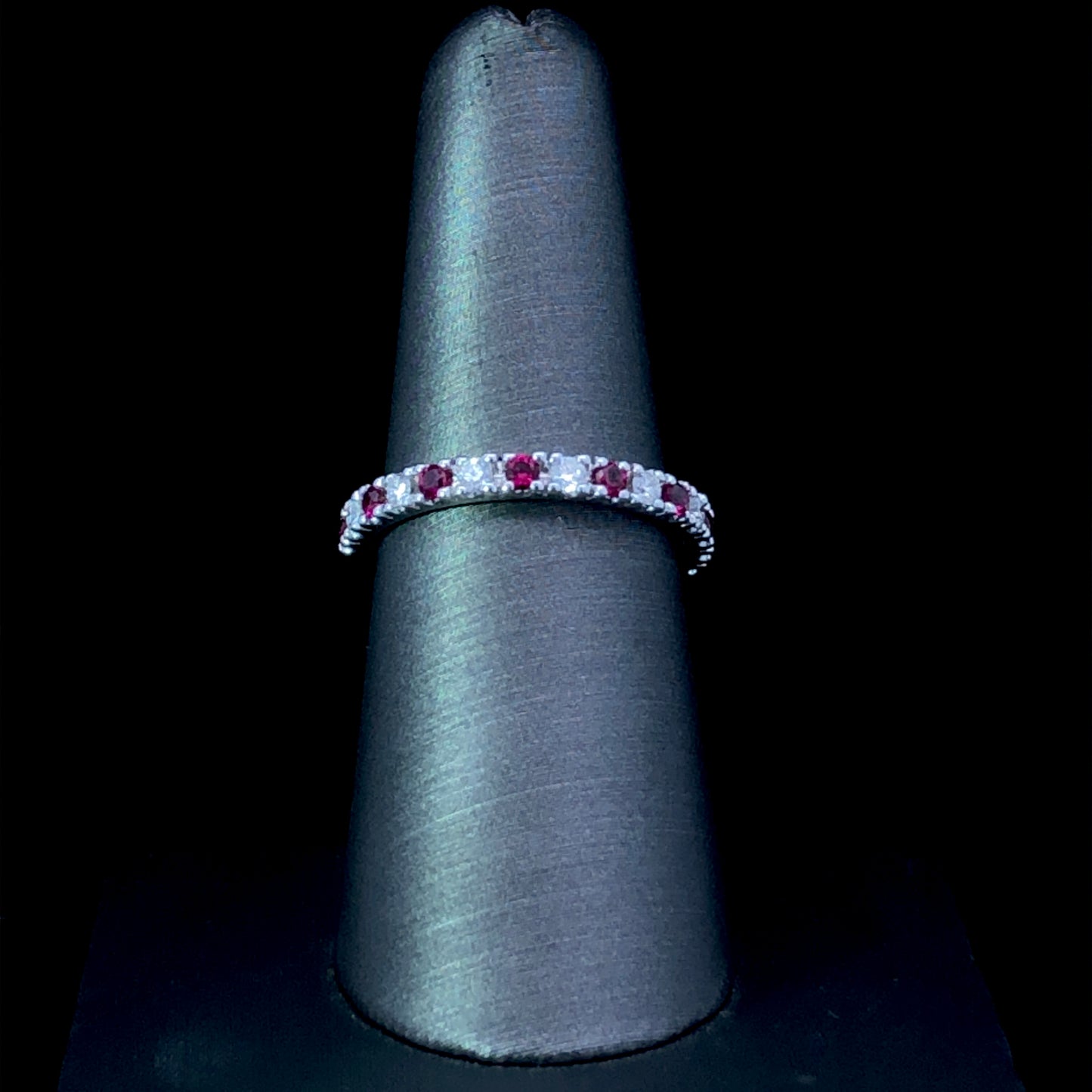 159478 - .60 ctw diamond and ruby band