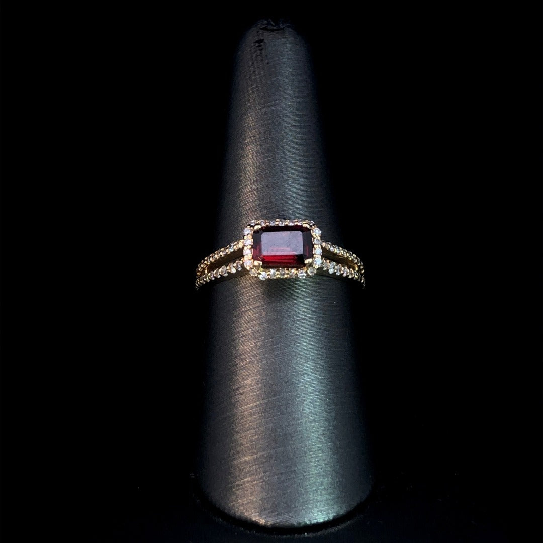 163237 - .35 ctw diamond and garnet ring