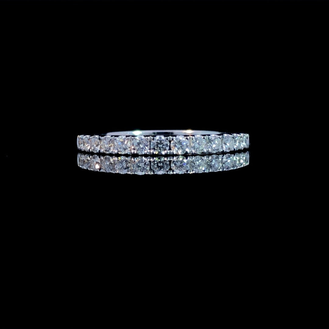 163217 - .34 ctw diamond band