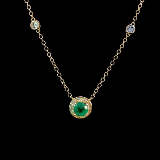 166436 - .10ctw emerald diamond necklace