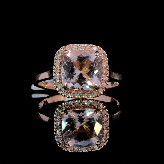 160290 - .15 ctw diamond and morganite ring