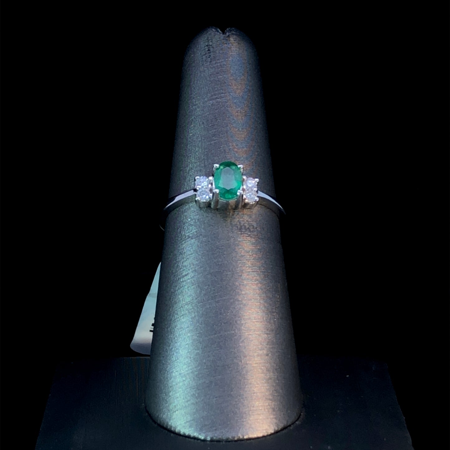 148779 - .72 ctw emerald and diamond ring