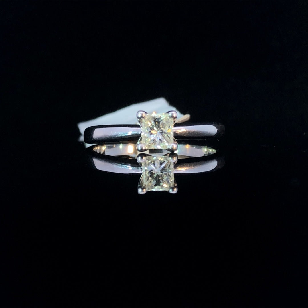 112636 - .40 ct diamond ring
