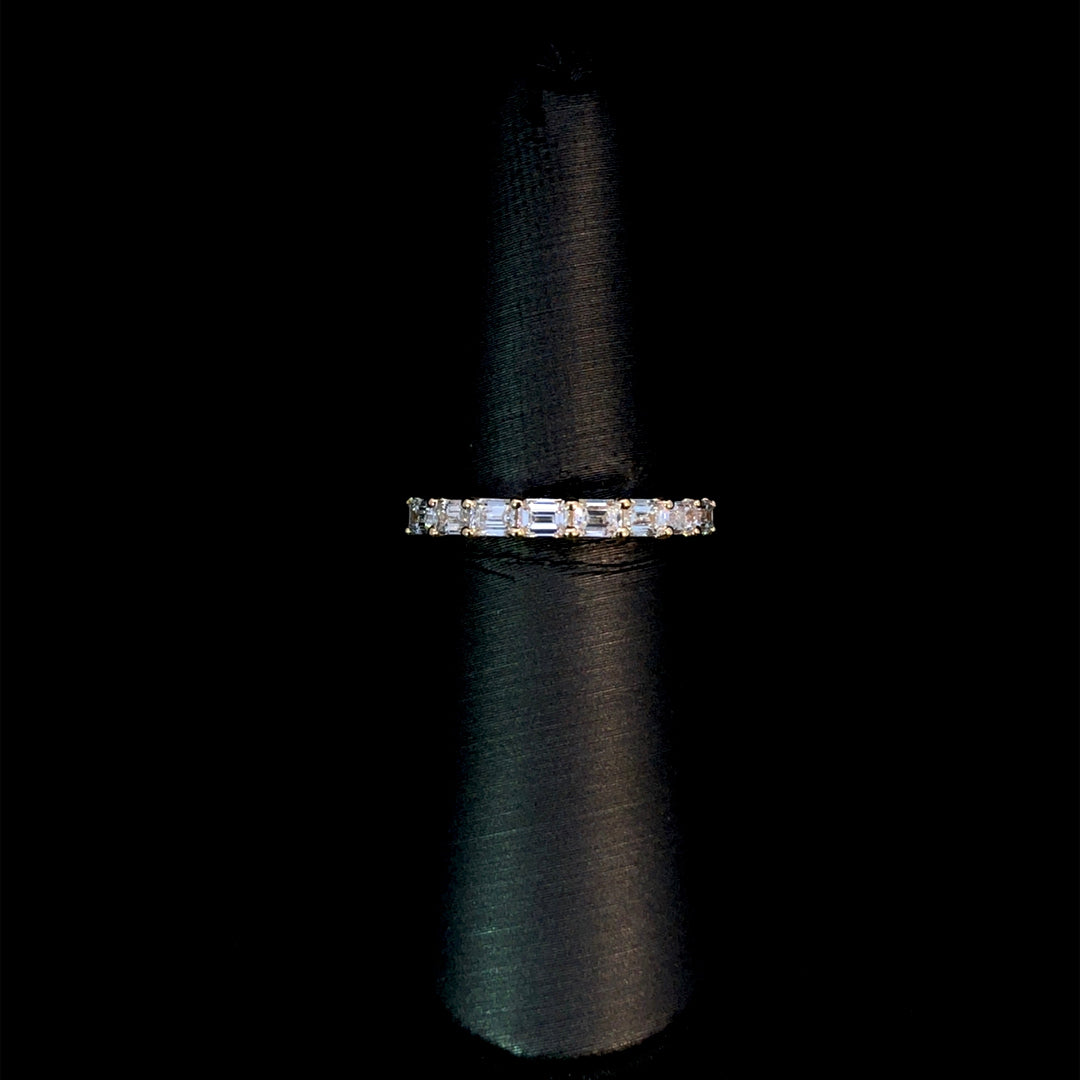 166350 - .75ctw diamond band