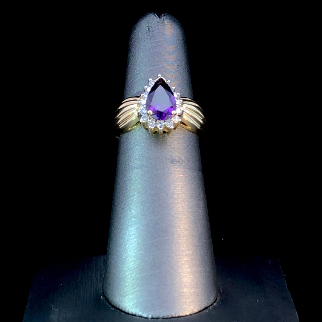 103242 - Amethyst and diamond ring