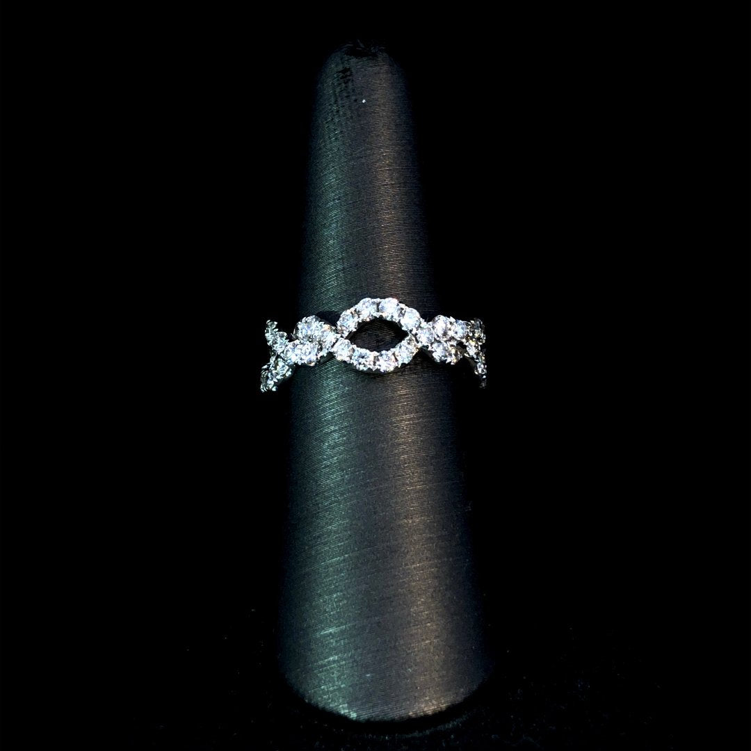 162965 - 1.11 ctw diamond ring