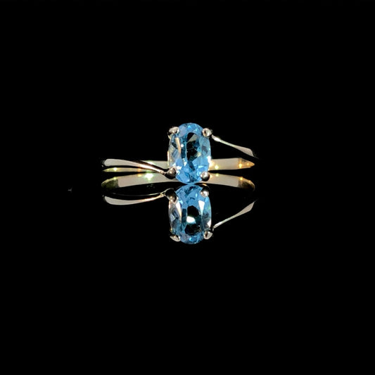 163157 - Blue topaz ring