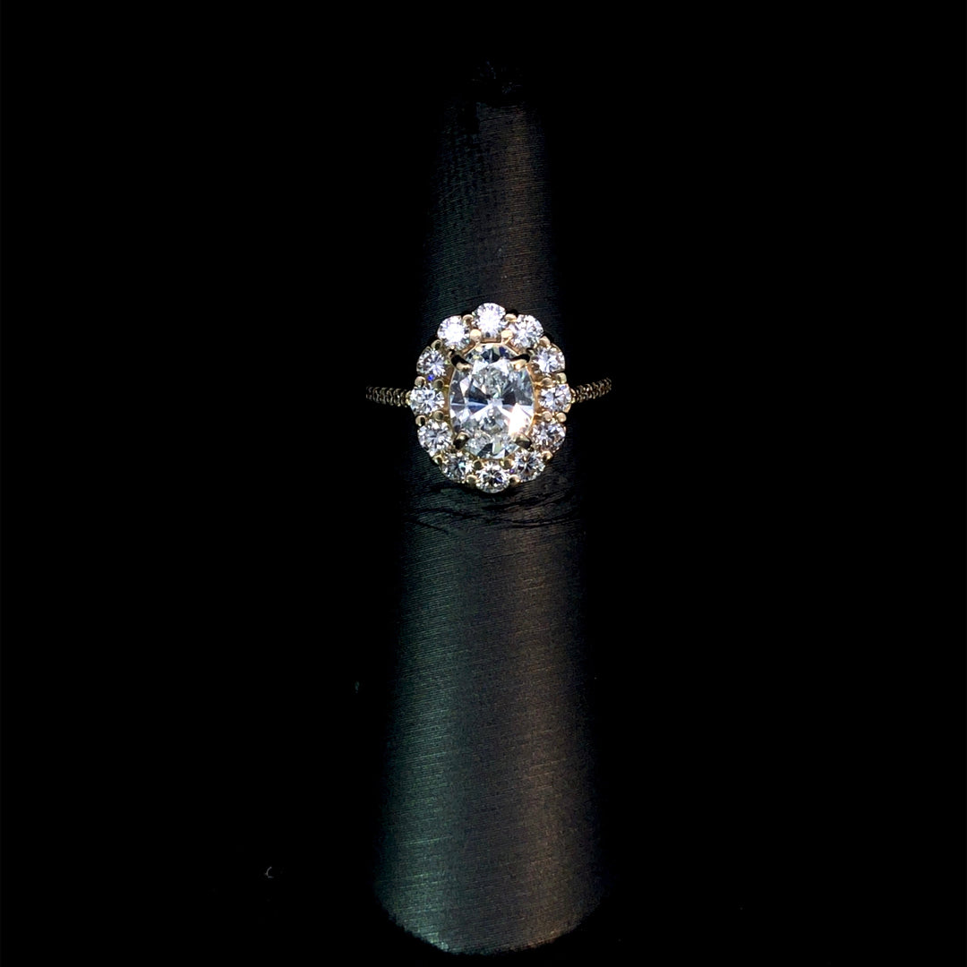 166551 - 2.09 ctw diamond ring