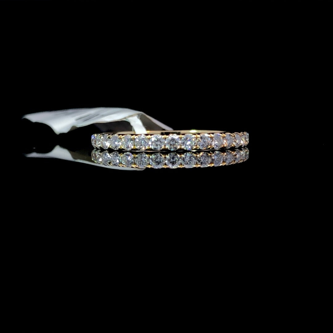 153698 - .38 ctw diamond band