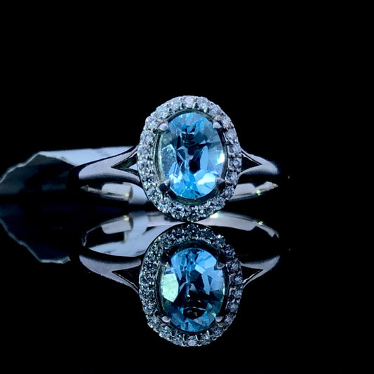 159658 - Blue topaz and diamond ring