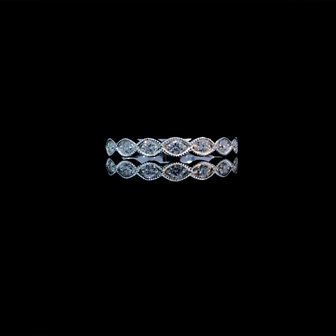 164157 - .25 ctw diamond band