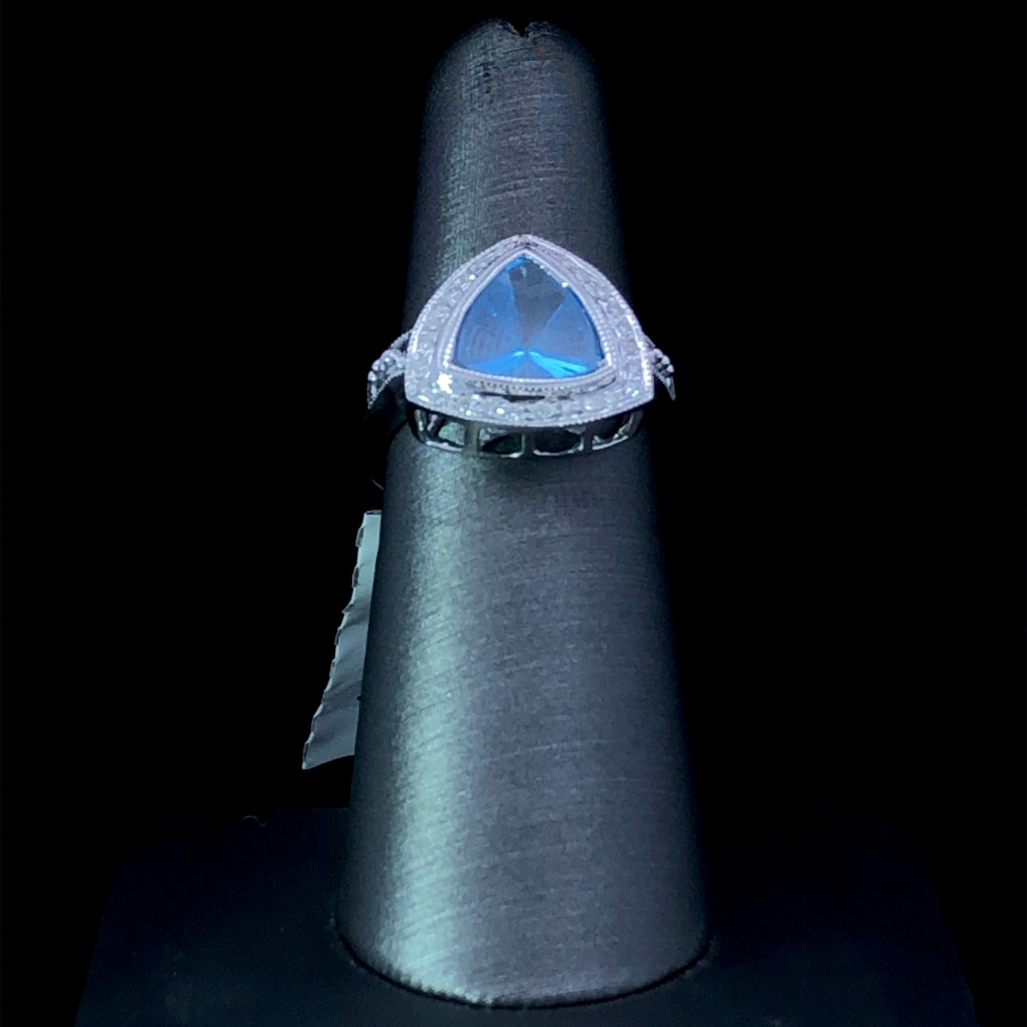 127597 - 2.14 ctw blue topaz and diamond ring