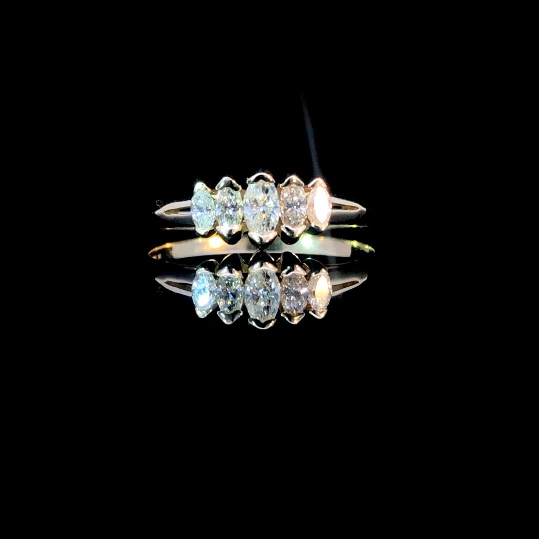 163732 - .40 ctw diamond ring