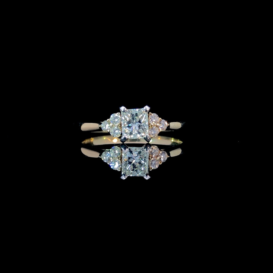 166482 - 0.63ctw diamond ring