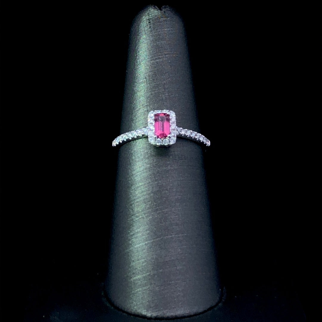 156853 - .47 ctw pink tourmaline and diamond ring