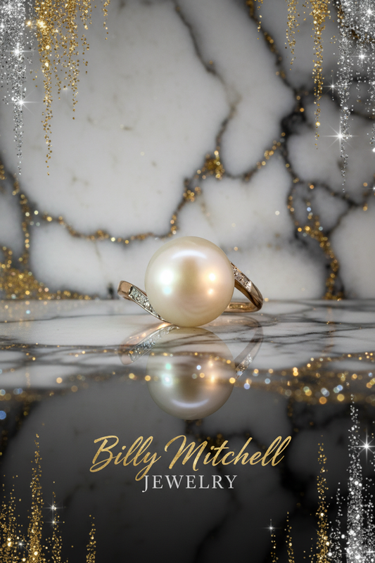 163633 - Pearl and diamond ring