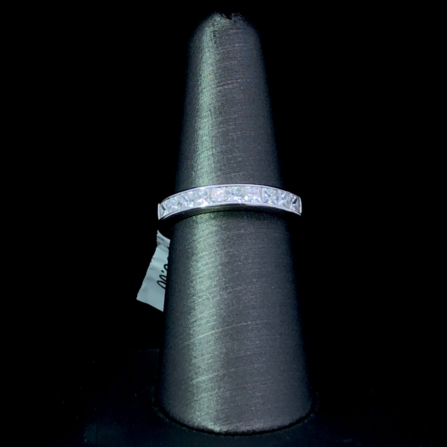 153015 - .97 ctw diamond band
