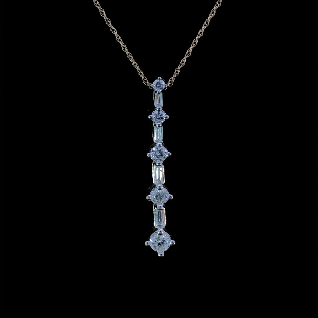 .50 ctw diamond pendant