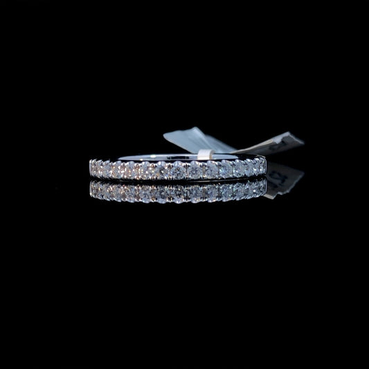 162464 - .27 ctw diamond band