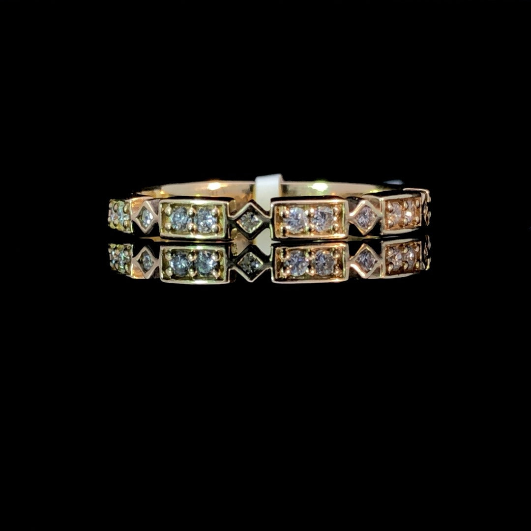 154394 - .19 ctw diamond band