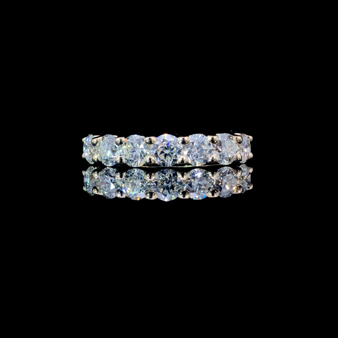 166520 - 1.73ctw diamond band