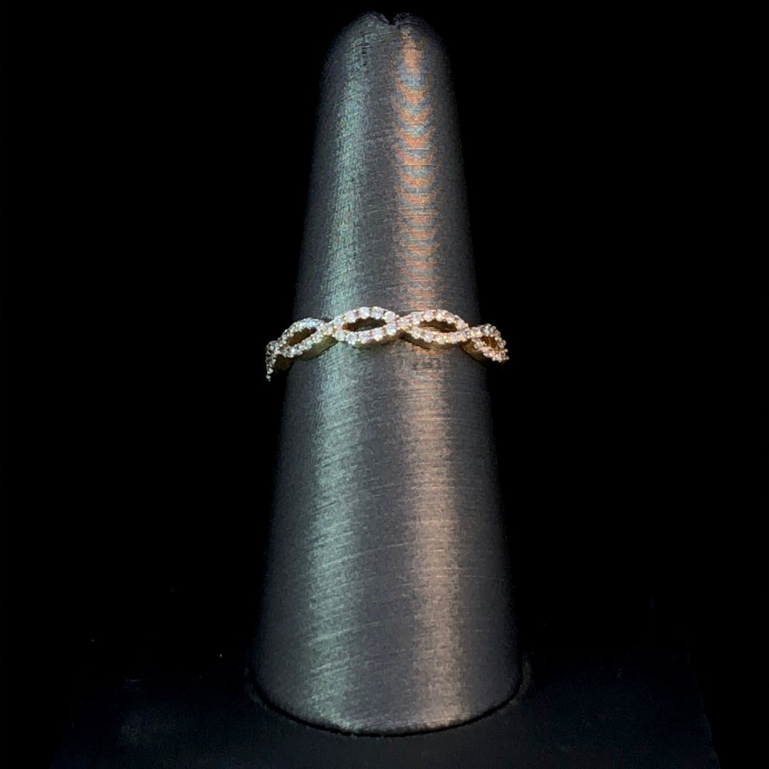 153175 - .22 ctw diamond ring