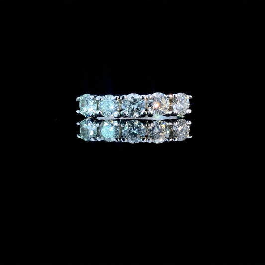 163733 - .80 ctw diamond band