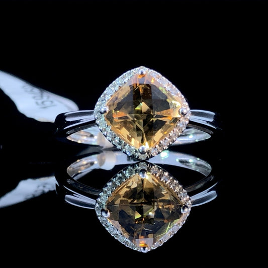 159459 - Citrine and diamond ring