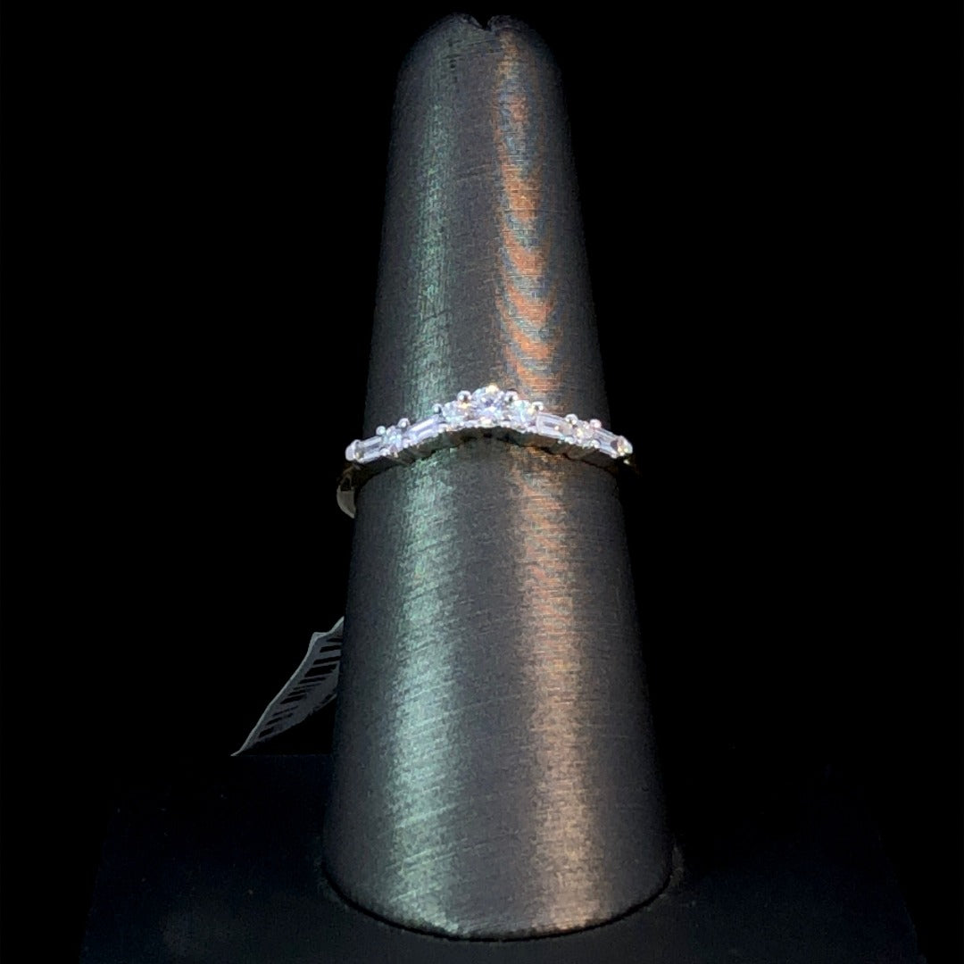 159042 - .35 ctw diamond band