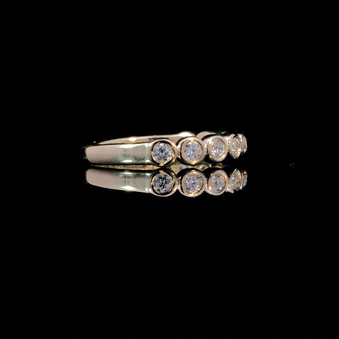 163108 - .35 ctw diamond band