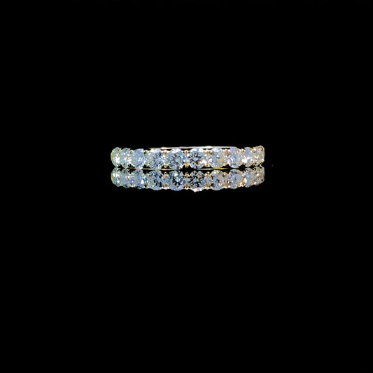165075 - .76 ctw diamond band
