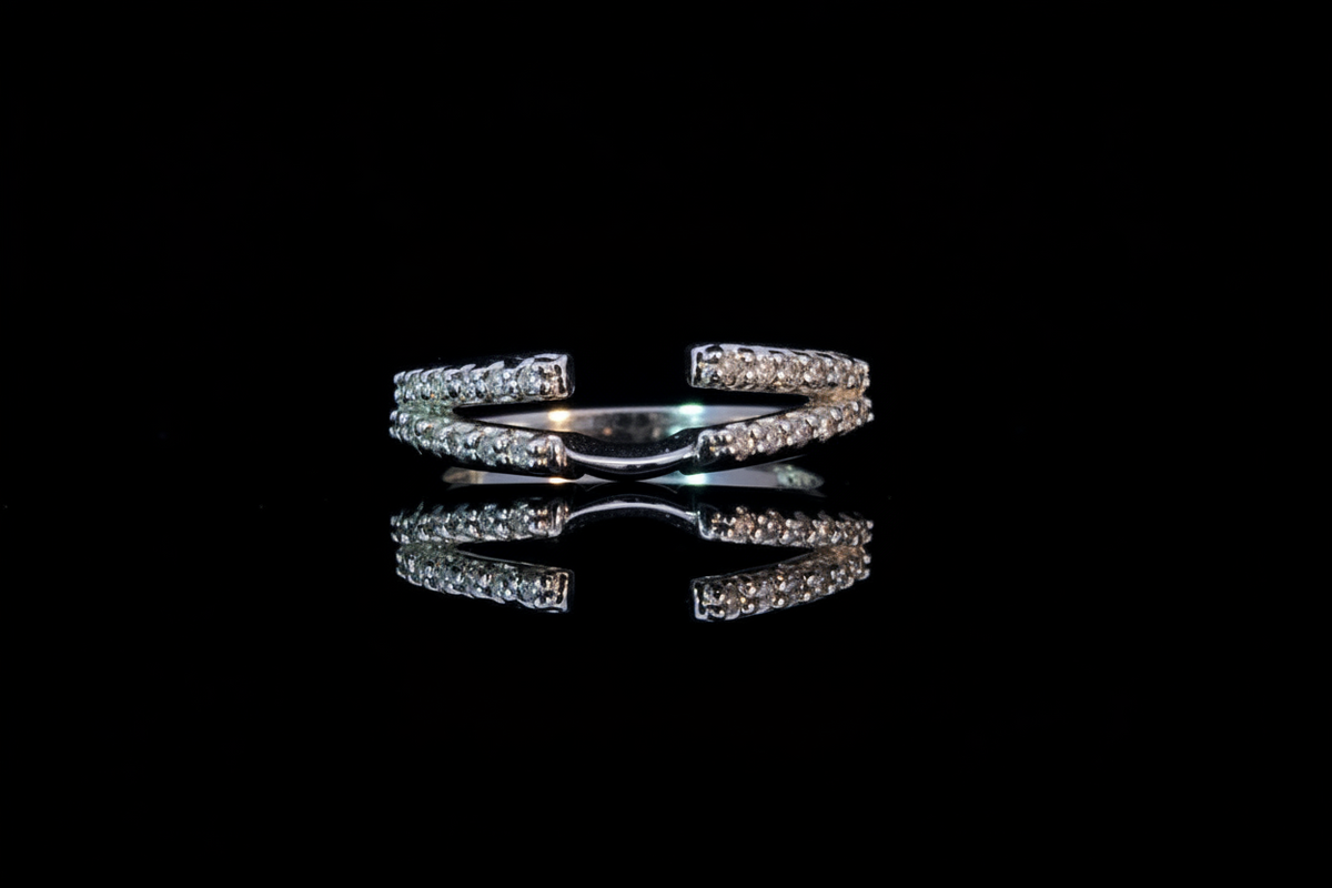 133574 - .19 ctw diamond ring wrap