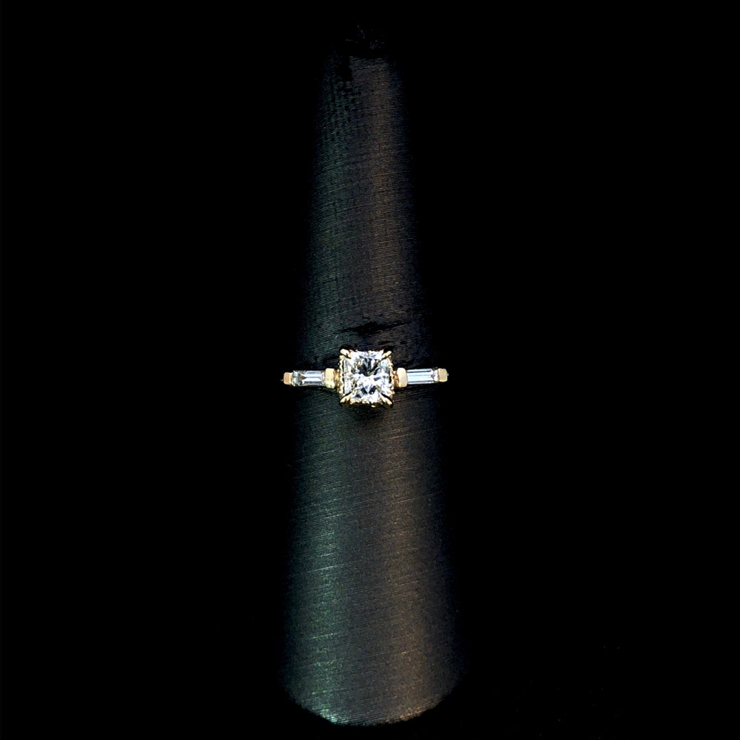 166485 - .52ctw diamond ring