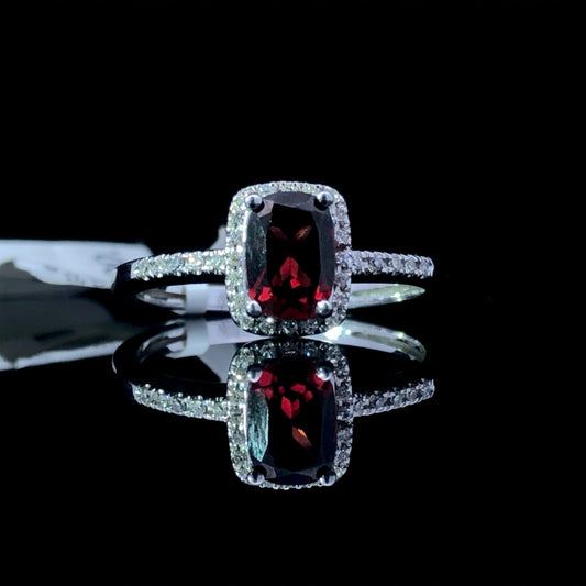 159453 - .10 ctw garnet and diamond ring